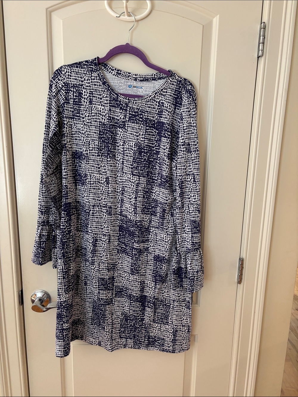 IBKUL Long Sleeve Navy and White Patterned Shift Dress